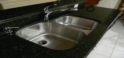 Stainless Steel Undermount Sink and Uba Tuba Granite Counters