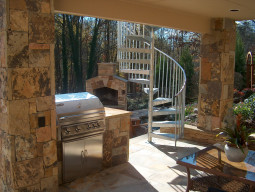 Brown-Crab-Orchard-Ashlar-Columns-Grill-Patio-Steel-Spiral-Stairs
